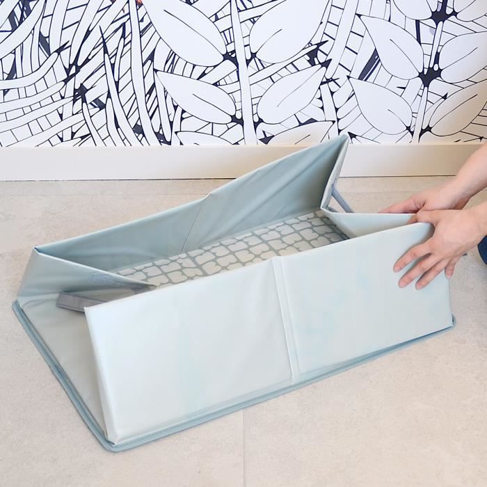 BÉABA Foldable Baby Bathtub - Ultra Compact - Camele'o Pop-Up Bathtub, Blue