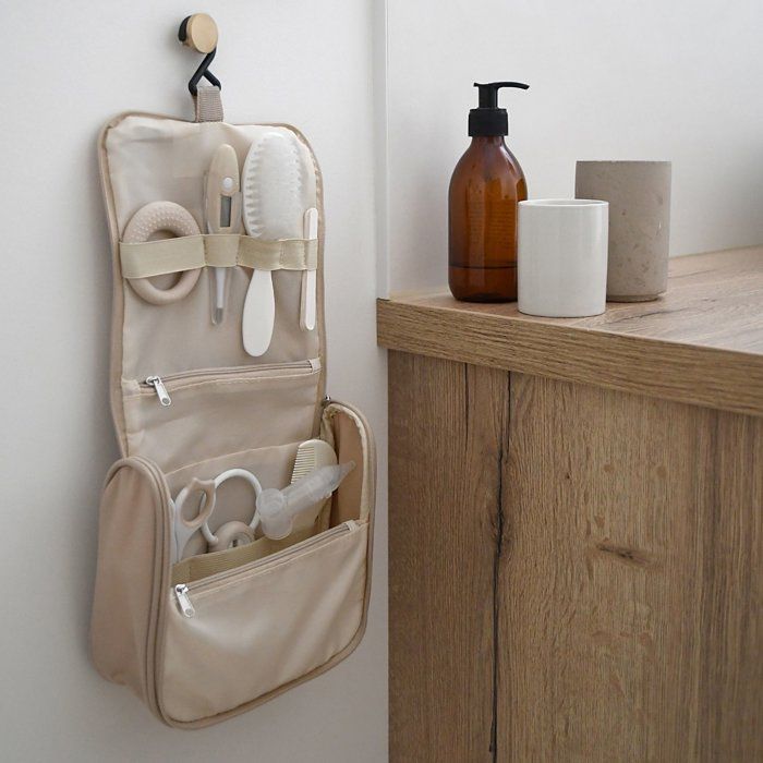 BEABA Toiletry Bag - 10 Accessories - Clay
