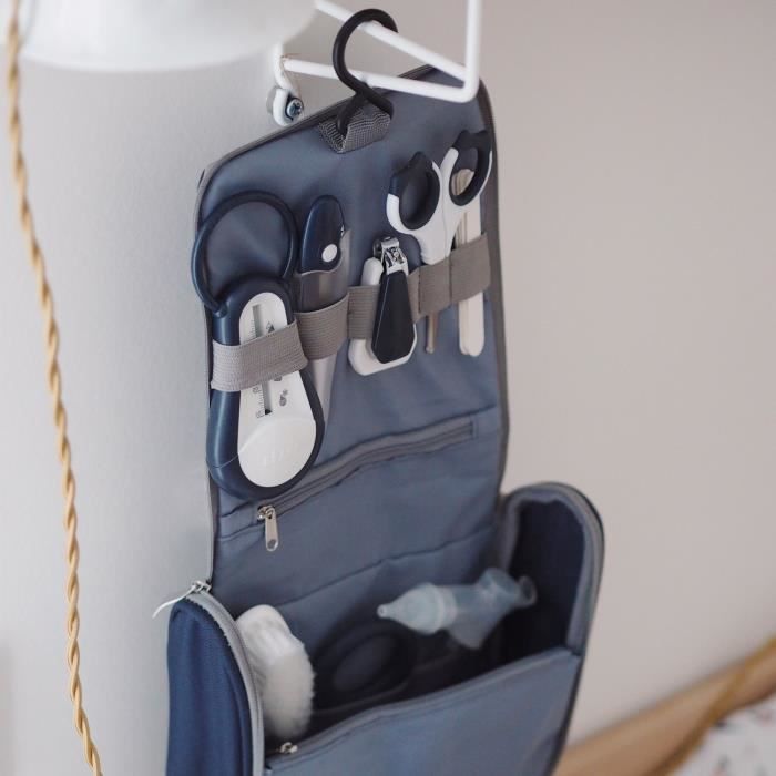 BÉABA Baby Toiletry Kit - 9 Accessories - Bath and Digital Thermometer - Night Blue
