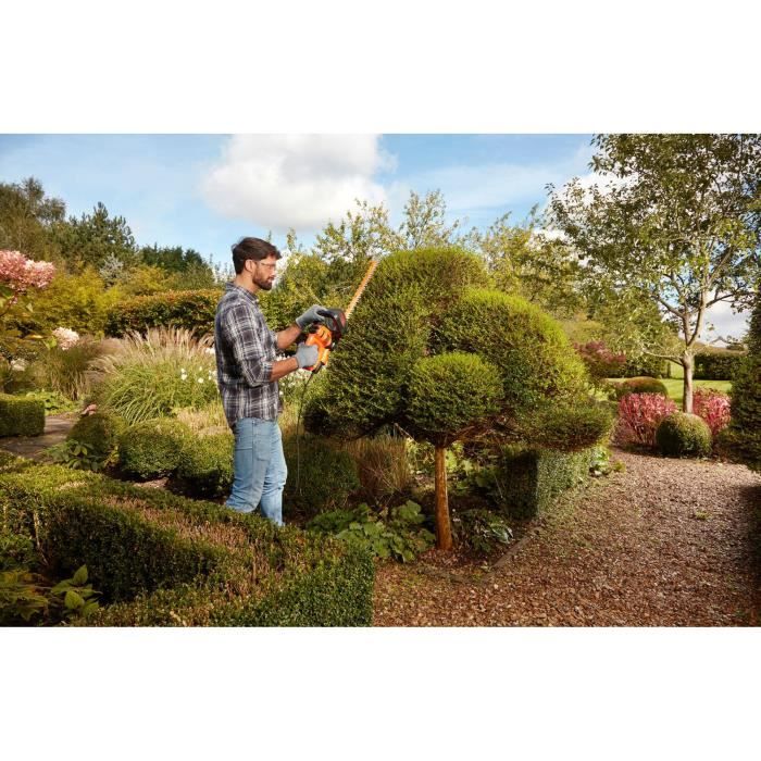 BLACK+DECKER Corded Electric Hedge Trimmer - BEHTS301-QS - 500W - 50 cm Blade