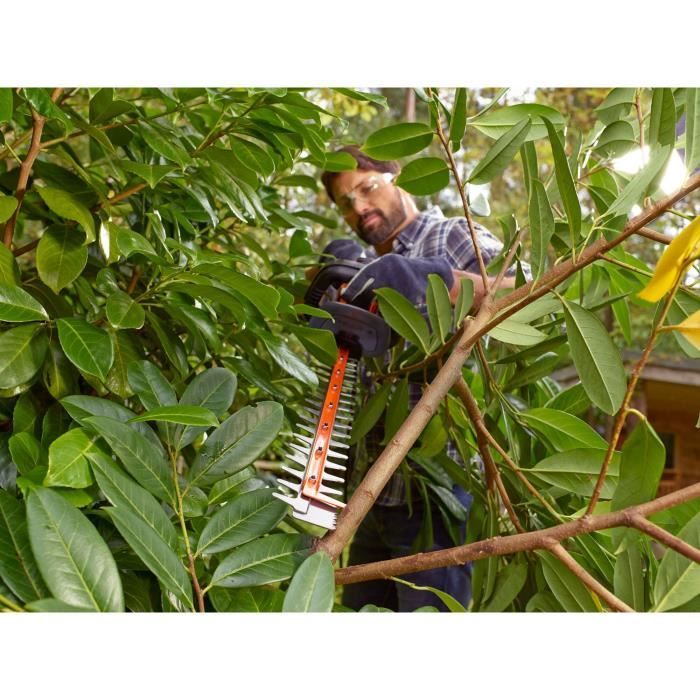 BLACK+DECKER Corded Electric Hedge Trimmer - BEHTS301-QS - 500W - 50 cm Blade