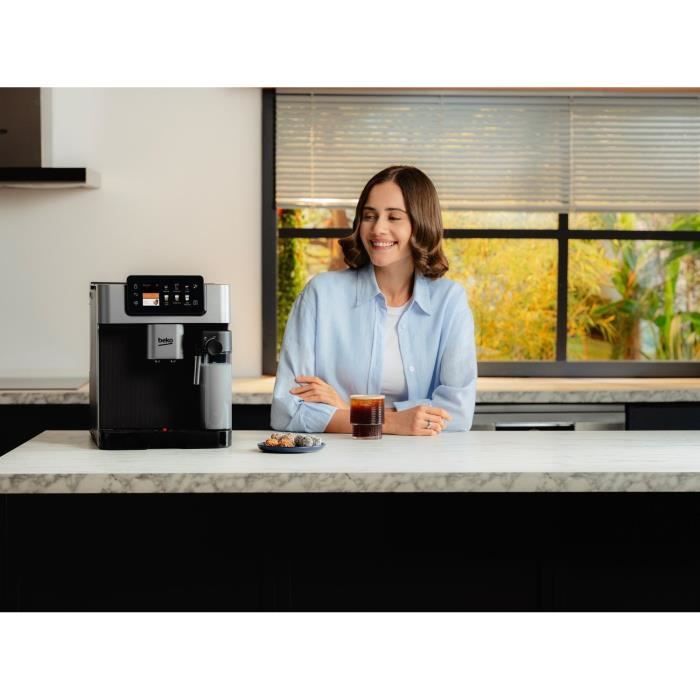 BEKO Coffee Machine - CEG7348X - 1350W - Integrated Grinder - Black/Silver