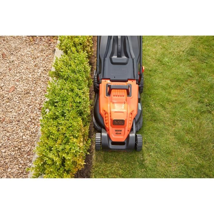 BLACK & DECKER Lawnmower 42 cm 1800W - BEMW481BH