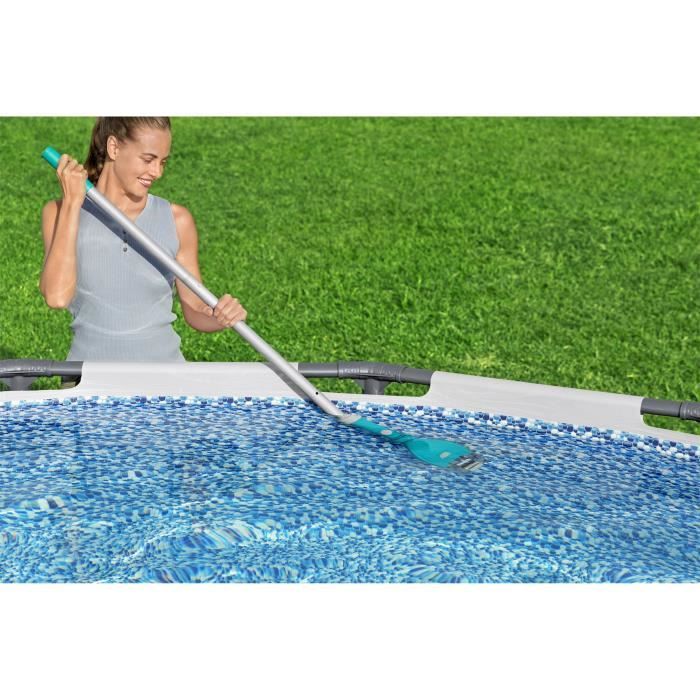 Aquatech Electric Pool Vacuum - BESTWAY - Cordless for Pools up to 3.05 m