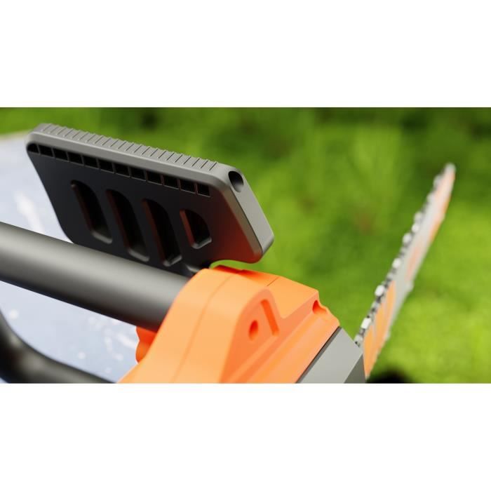 BLACK+DECKER Corded Electric Chainsaw - BECS2245-QS - 2200W - 45 cm