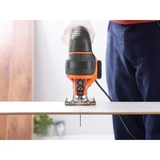 BLACK + DECKER Jigsaw - Versatile Cutting Tool