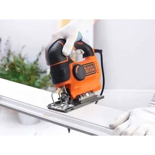 BLACK + DECKER Jigsaw - Versatile Cutting Tool