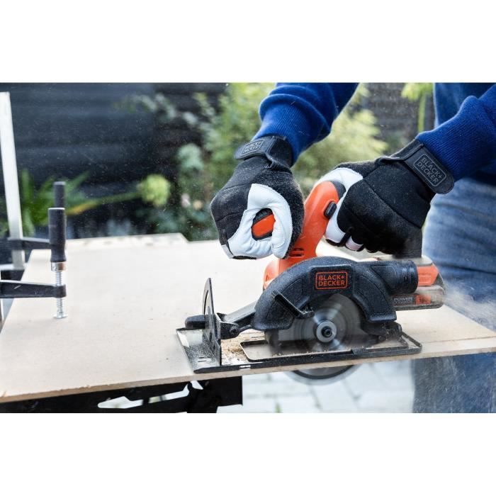 BLACK & DECKER Cordless circular saw BDCCS18N-XJ - 140 mm - 18 V
