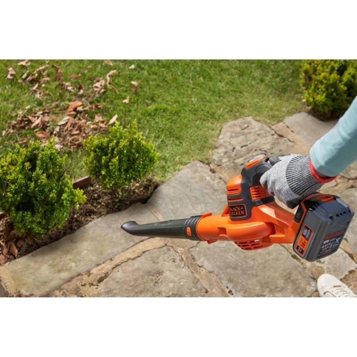 BLACK+DECKER GWC1820PCB-XJ Cordless Blower - 18V - 209 km/h 209km/h