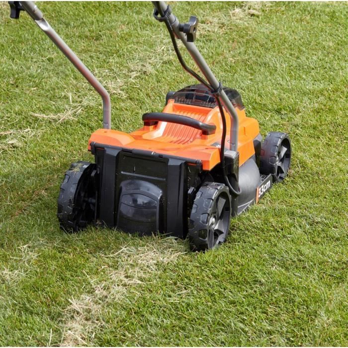BLACK & DECKER Cordless Lawn Mower 33 cm LITHIUM 18V - 2.5Ah - BCMW3318N-XJ