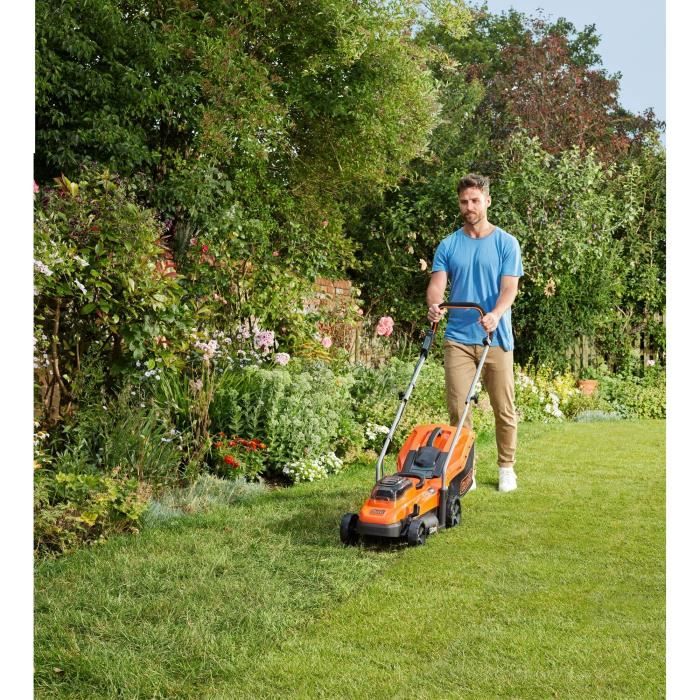 BLACK & DECKER Cordless Lawn Mower 33 cm LITHIUM 18V - 2.5Ah - BCMW3318N-XJ