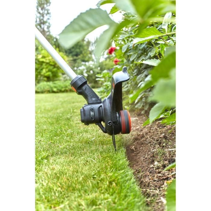 BLACK+DECKER Electric Grass Trimmer - 36V - 33 cm - With 36V Battery - Pivoting Head - Telescopic Shaft BCSTE636L1-QW
