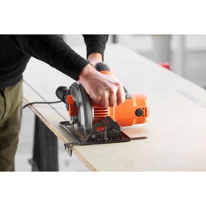 BLACK & DECKER CS1550-QS Circular Saw - 1500W