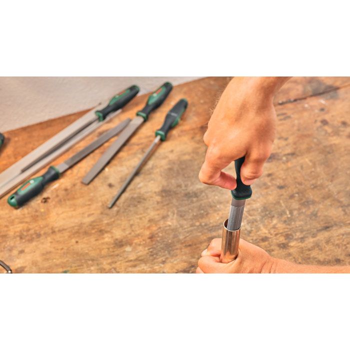 BOSCH Tool Case Set - 114 Pieces - Rolling Case 119-piece