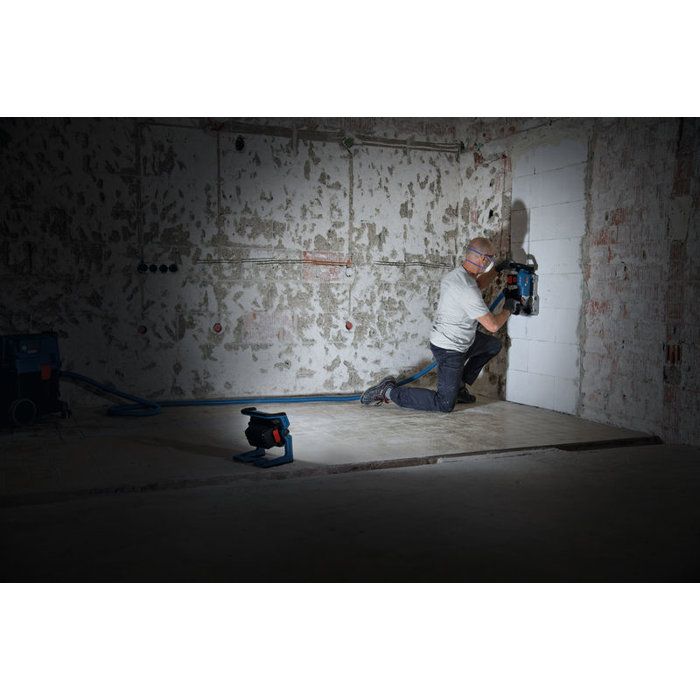 BOSCH PROFESSIONAL GLI 18V-5000 Cordless Work Light - 18V - 5000 lm - Battery Not Included