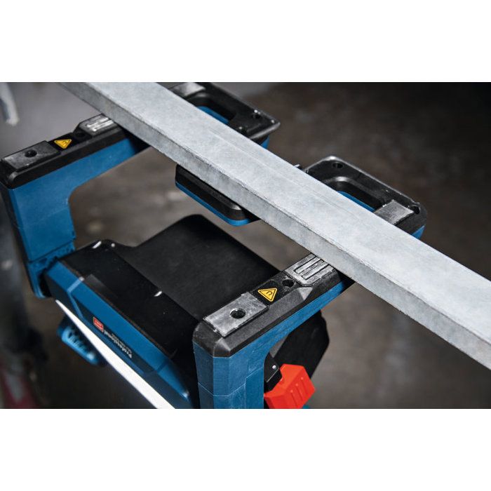 BOSCH PROFESSIONAL GLI 18V-5000 Cordless Work Light - 18V - 5000 lm - Battery Not Included