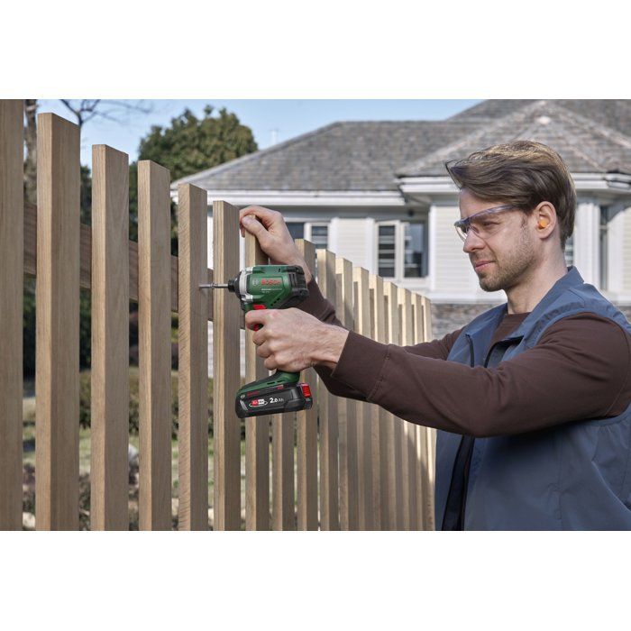 BOSCH UniversalImpactDrive 18V-210 Impact Driver - 18V - 210 Nm