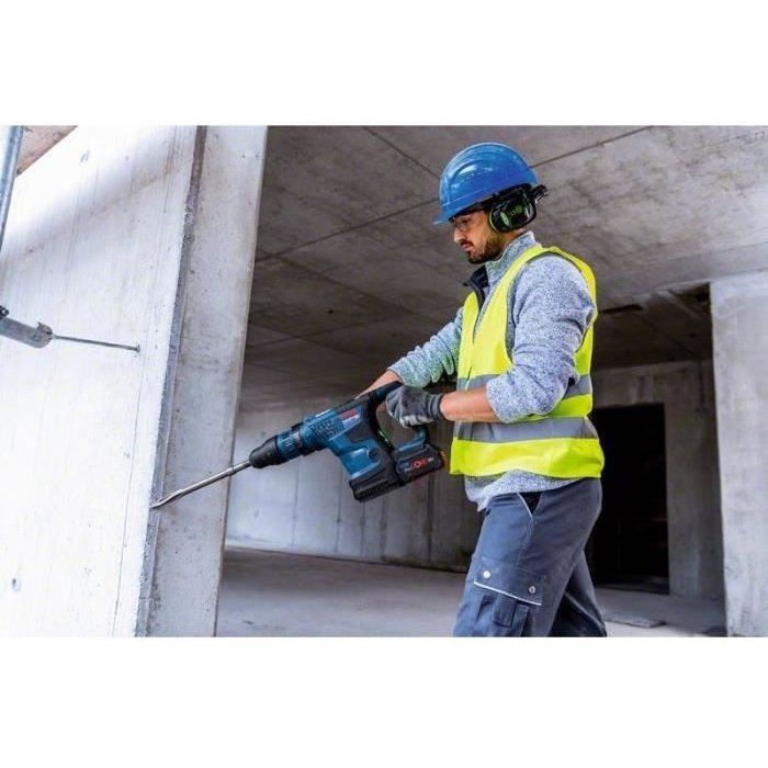Bosch Professional Biturbo 18V-36C SDS-Max Rotary Hammer Drill + 7J + 2 Procore 5.5Ah Batteries + Charger