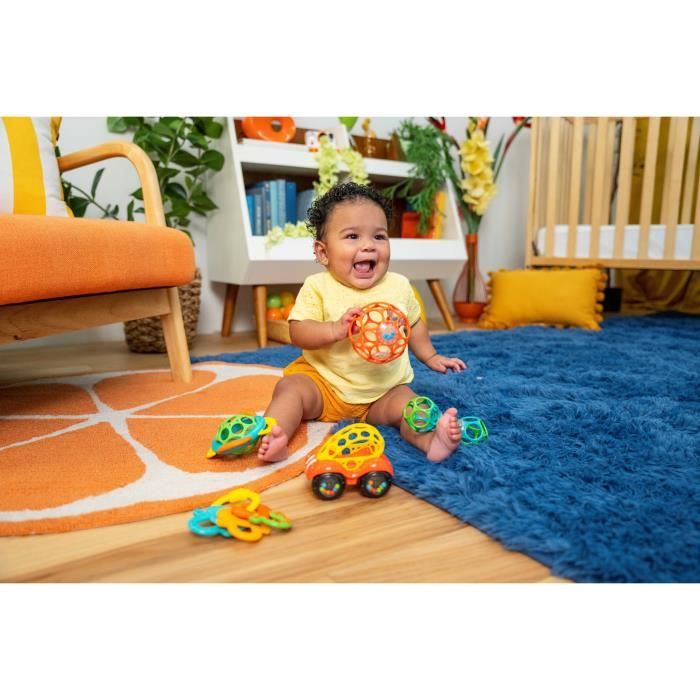 BRIGHT STARTS Baby Gift Set for Birth with 5 Toys: O-Ball, Rattle, Car, Teething Ring