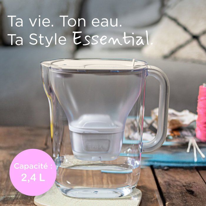 BRITA Water Filter Jug - Essential Style Sand - 2.4 L Capacity (1.4 L Filtered Water) - 1 Month MAXTRA PRO EXPERT ANTI-LIMESCALE