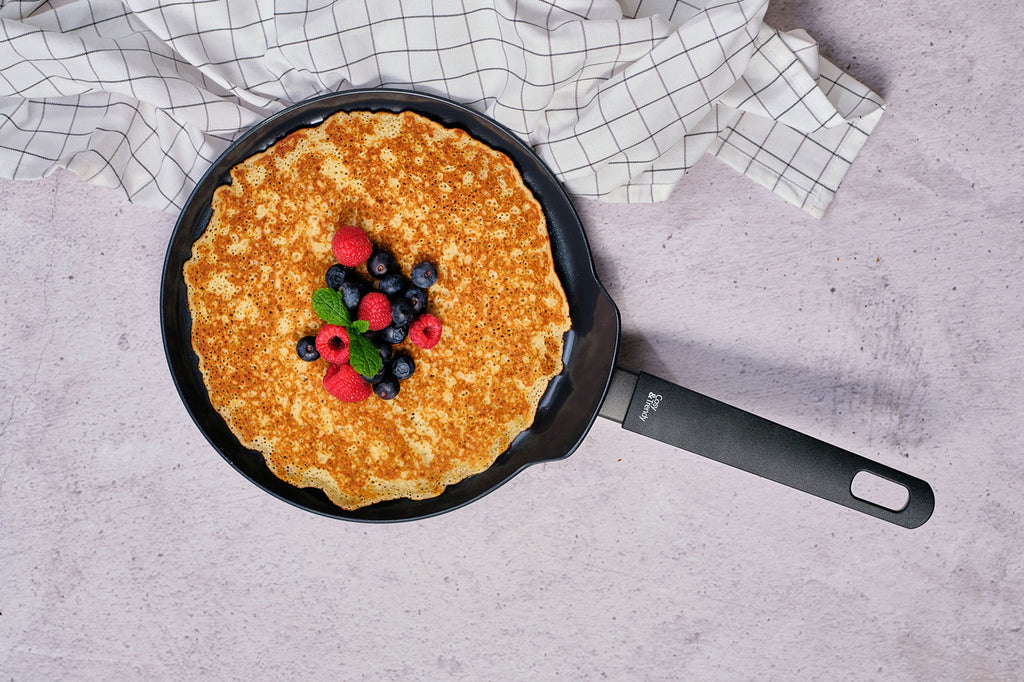 Full Black Collection - Aluminum Pan with PFAS-Free Non-Stick Coating - Suitable for All Stovetops