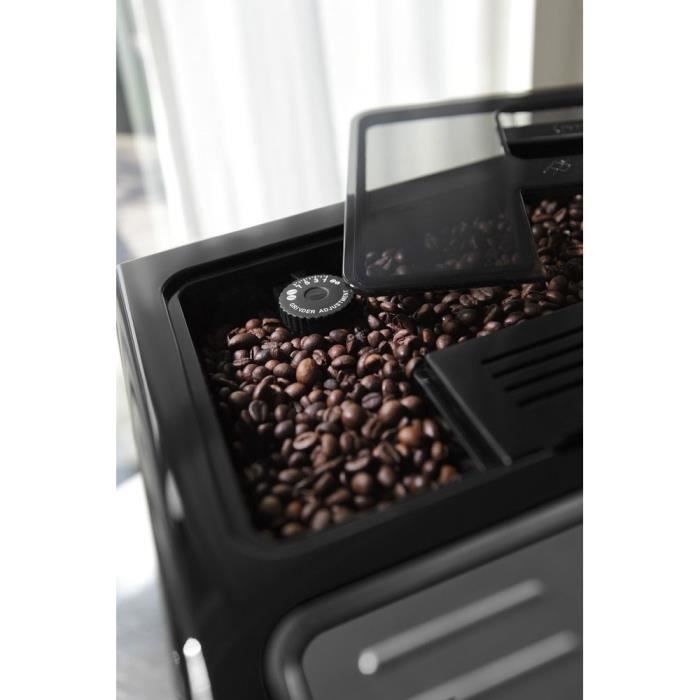 De'Longhi Eletta ECAM44.660.B Espresso Machine with Built-in Grinder - Black