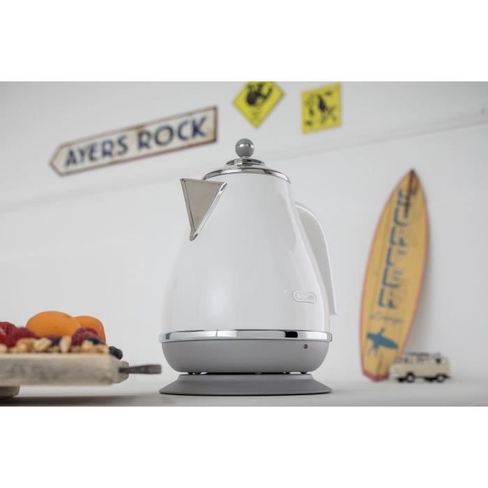 DELONGHI ICONA CAPITALS Kettle - 1.7 L - Stainless Steel - 360° Swivel Base - KBOC2001.W