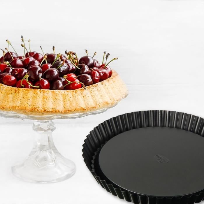 Dr. Oetker Duo of Upside-Down Tart Tin and Springform Cake Tin - Tradition - 28 and 26 cm