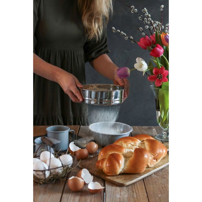 FACKELMANN Set of 3 Bread Baking Utensils - Mixing Bowl, Sieve, Loaf Pan