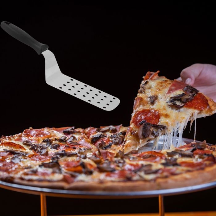 FACKELMANN Set of 3 Pizza Utensils - Wooden Board, Pizza Cutter, Pizza Peel