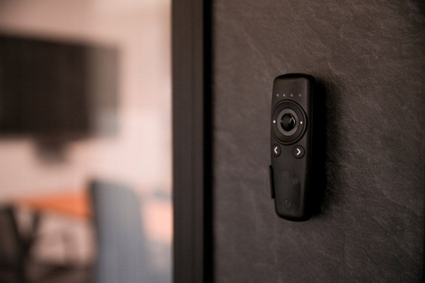 Shelly Blu Remote Control ZB Black with Holder BT (Shelly_BZB_RC_b)