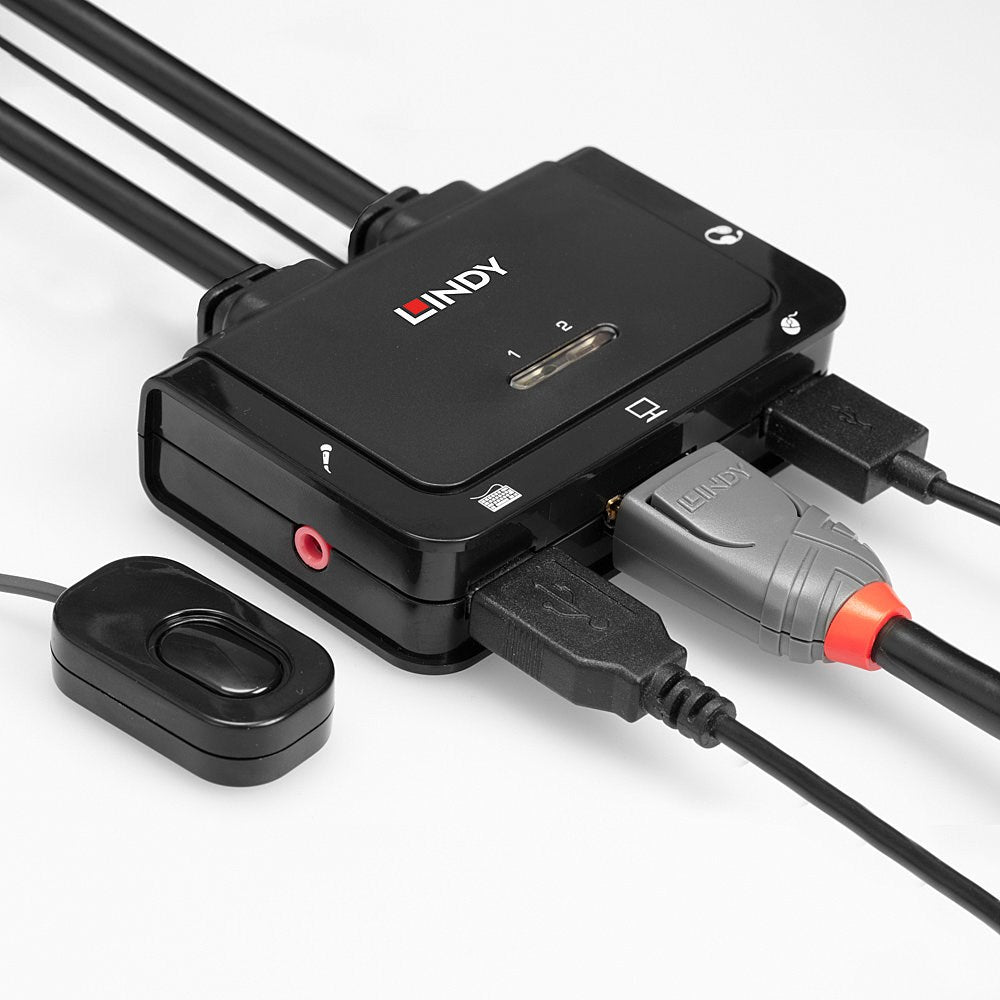 Lindy 2 Port KVM Switch - DisplayPort 1.2, USB 2.0 & Audio - Switch between 2 Computers