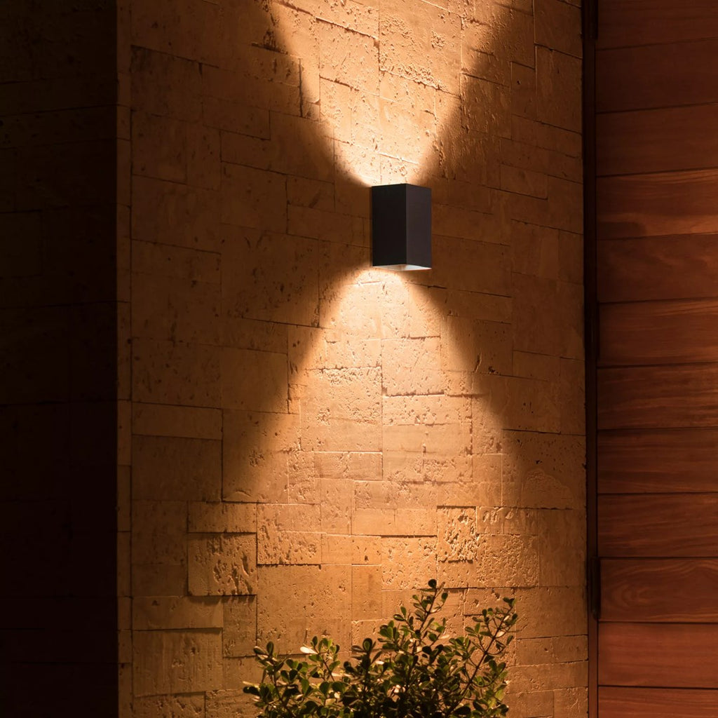 Philips Hue Outdoor Wall Light Black 1200 lm IP44 Compatible with Alexa, Google Home, Apple HomeKit Model 8718696174388