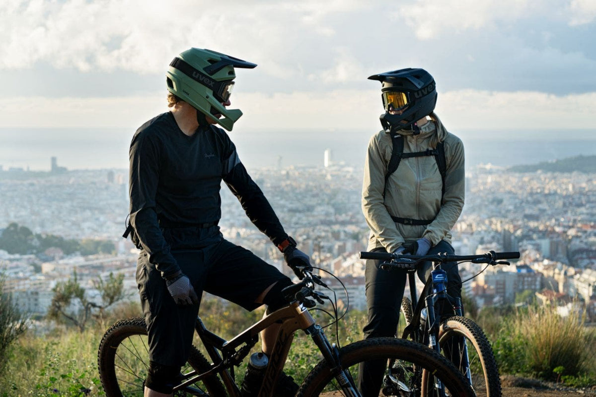 Uvex Ravage Helmet Sport and Tourism Unisex Model 41/0/935/02