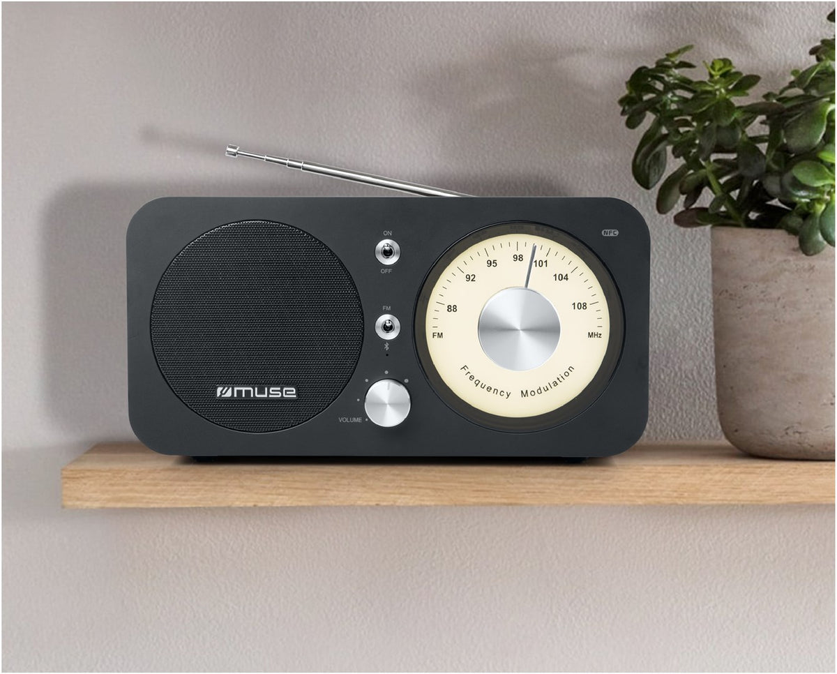muse M-095BT Portable Radio Black with Bluetooth