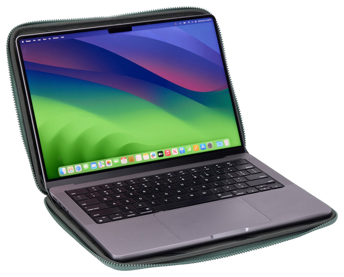 Thule MacBook Sleeve 14" Misty Green TGSE2558 HAZY GREEN Compatible with 14" MacBook Pro, 13" MacBook Air
