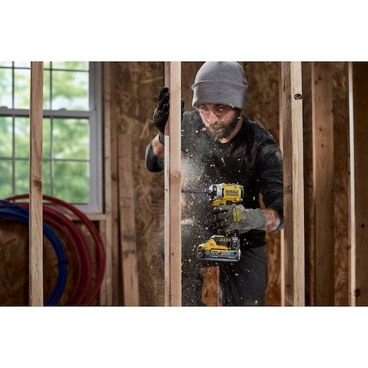 DeWALT DCF860NT-XJ power screwdriver/impact driver 3800 RPM Black  Yellow