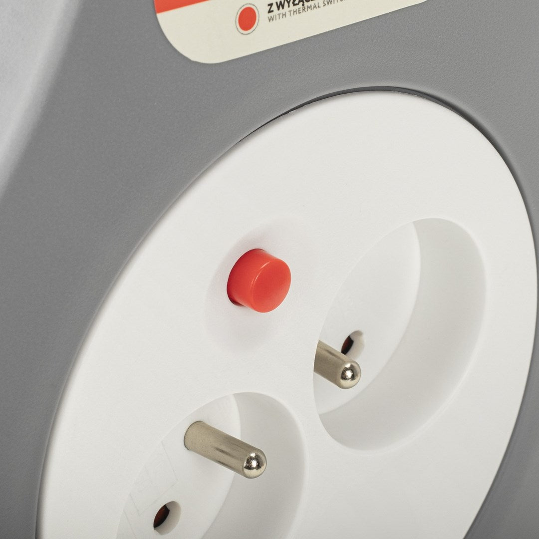 Montis 10 m Retractable Extension Cord with 2 AC Outlets MT189