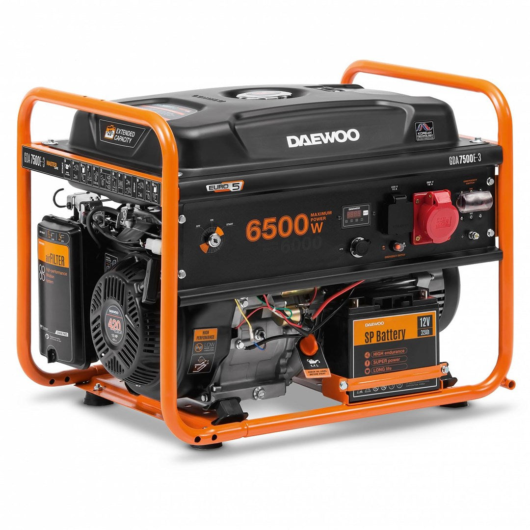 Daewoo Petrol Generator GDA7500E-3 6.5KW 380V House and Garden Generator