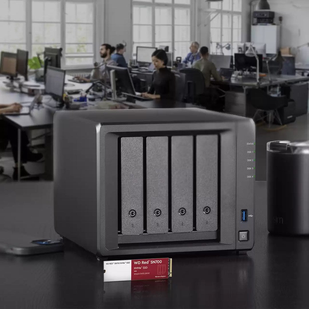 WD Red SN700 WDS200T1R0C - SSD - 2TB - Internal - M.2 2280 - PCIe 3.0 x4 (NVMe) (WDS200T1R0C)