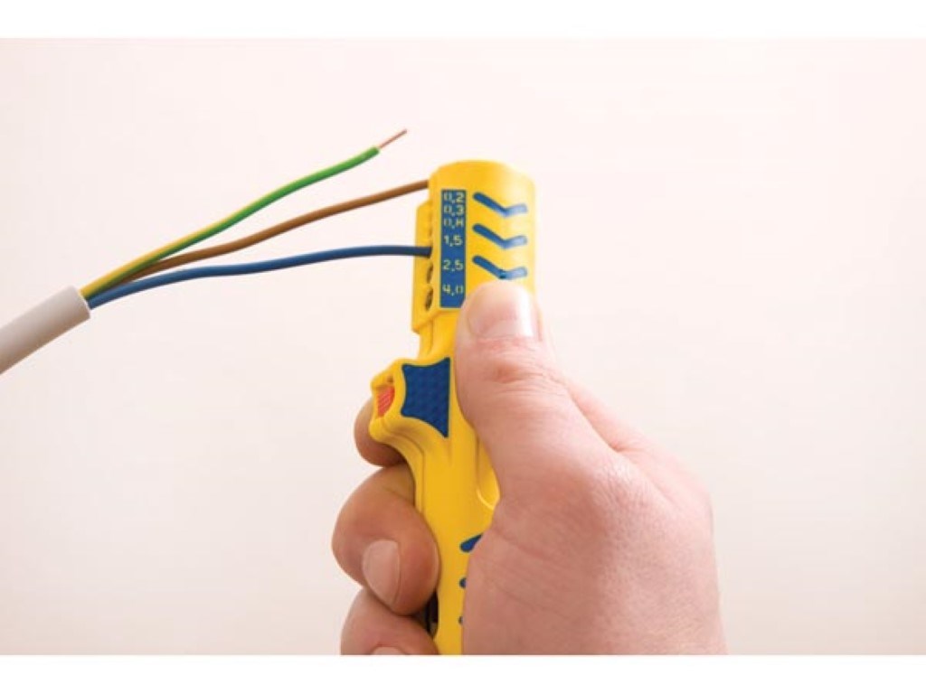 Jokari Secura No. 15 - Stripping tool