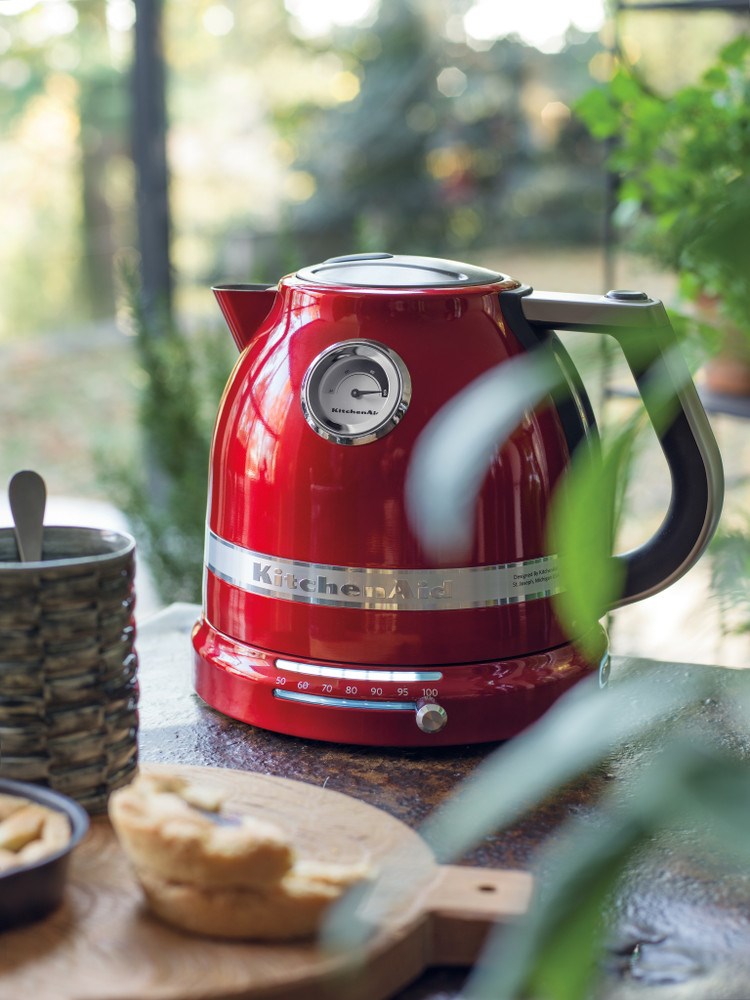 KitchenAid 5KEK1522ECA Electric Kettle 1.5 L 2400W Red
