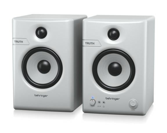 Behringer TRUTH 5 BT-WH Active Studio Monitor 5" - Model 0316-ACK86-EU1