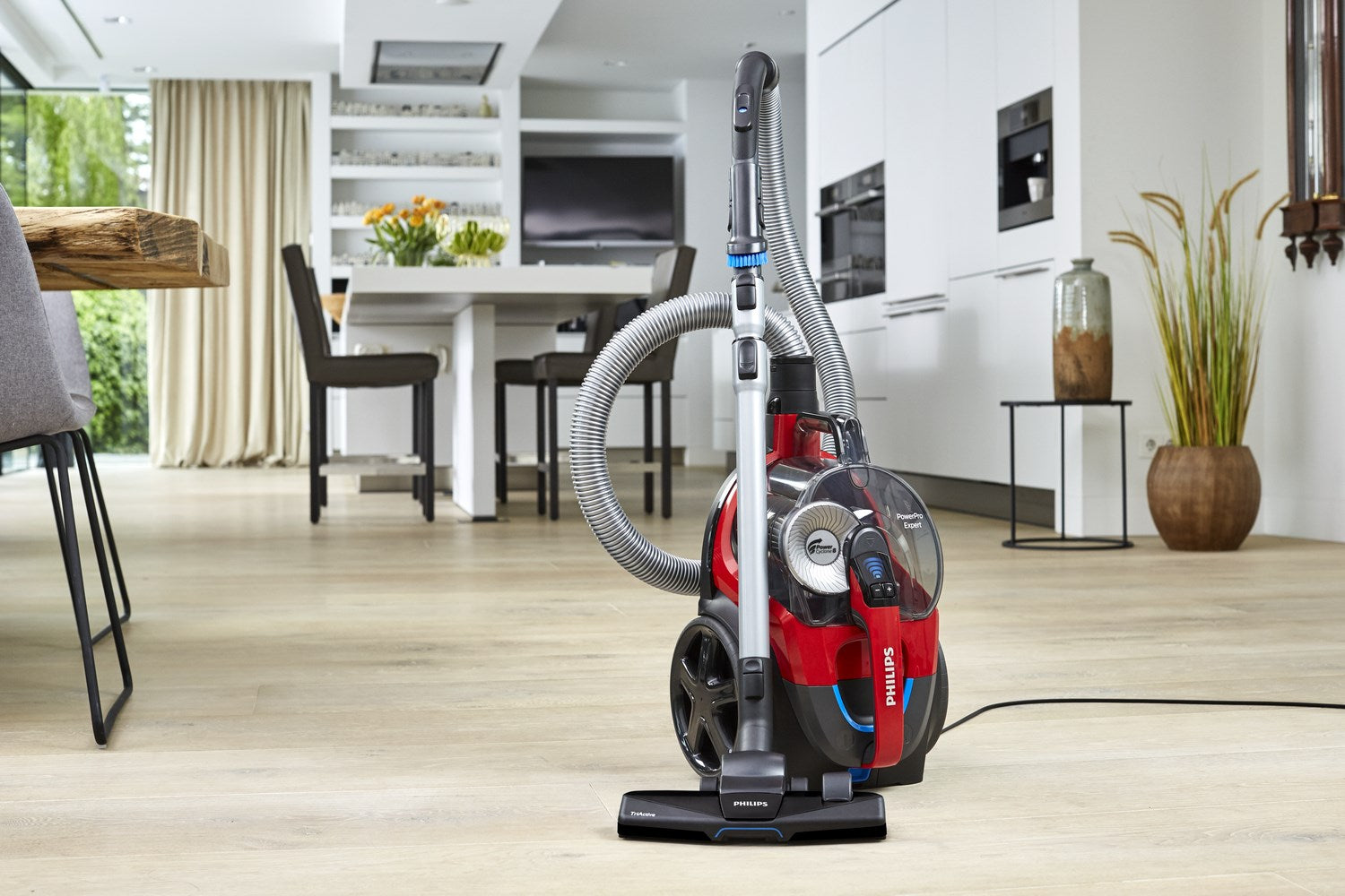 Philips PowerPro Expert Bagless Vacuum Cleaner FC9729/09