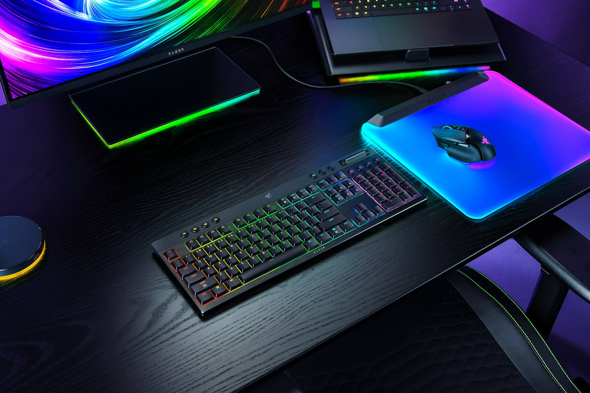 RAZER BlackWidow V4 Low-Profile HyperSpeed Keyboard USB + RF Wireless + Bluetooth QWERTY US