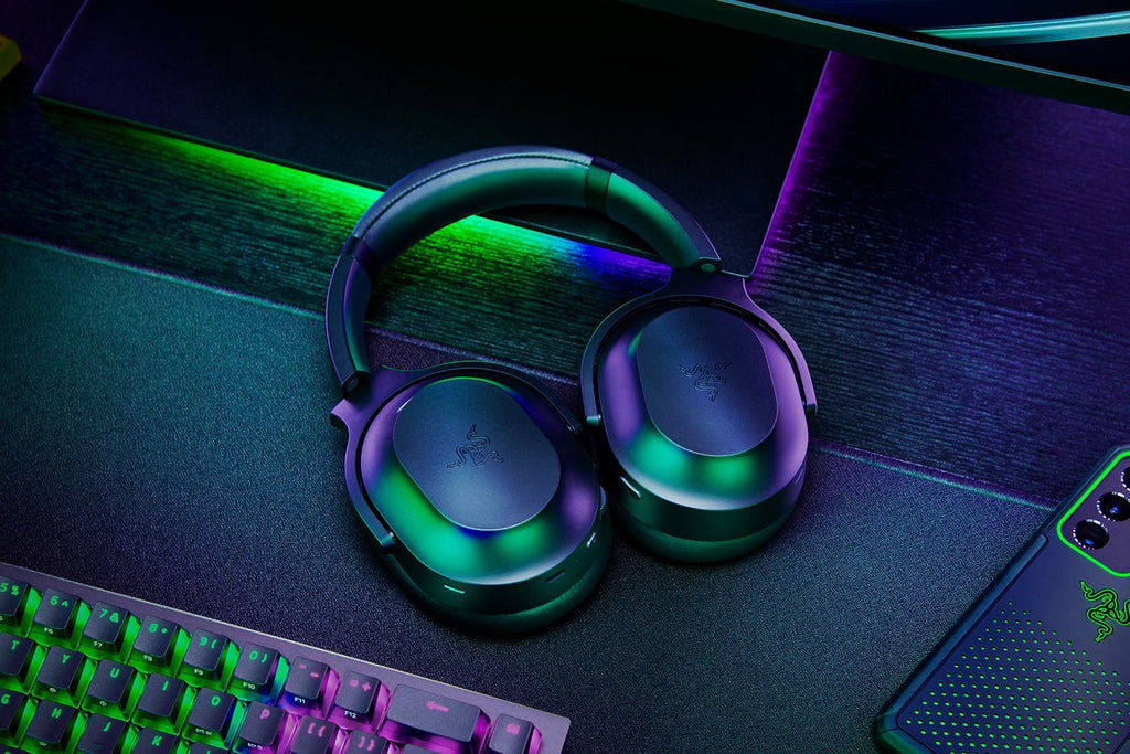 Razer Barracuda Pro Wired & Wireless Gaming Headphones - USB Type-C, Bluetooth, Black (RZ04-03780100-R3M1)