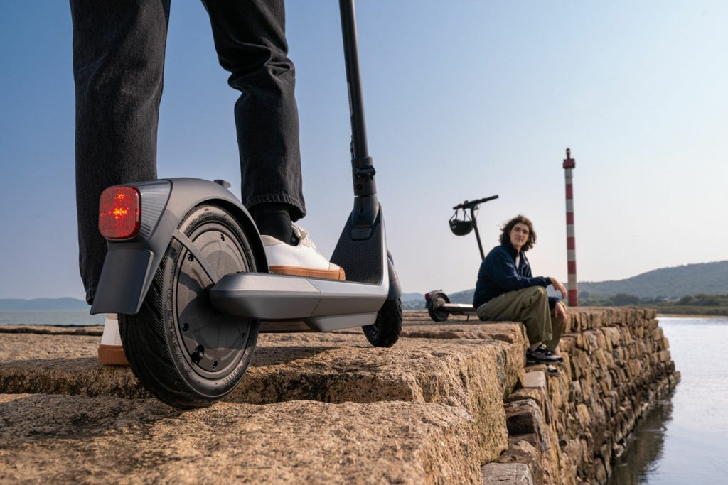 Segway-Ninebot Electric Scooter E2 Pro Grey, 20 km/h, 35 km Range, 350 W, 100 kg