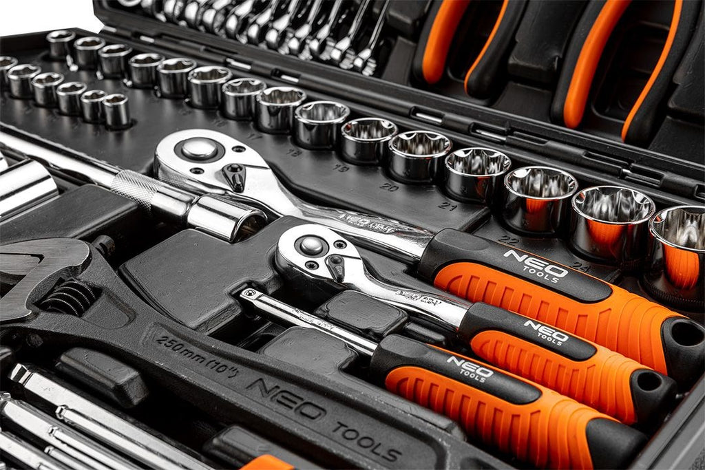 NEO tools 08-945 socket/socket set