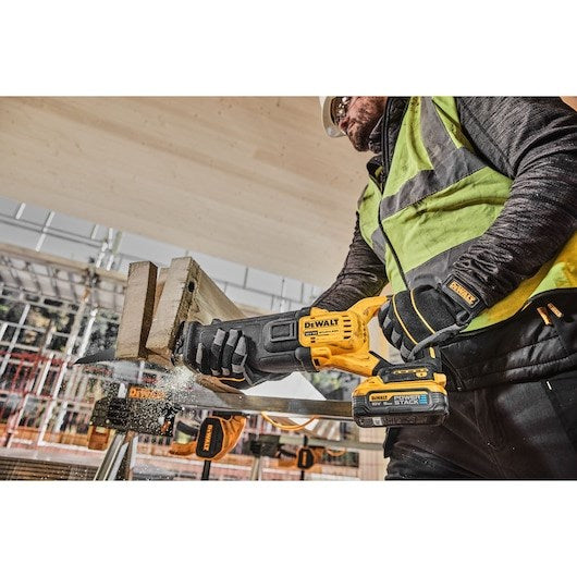 DeWalt Reciprocating Saw Cordless 8900 g 420 mm x 295 mm x 320 mm Model BD-DCS386H2T