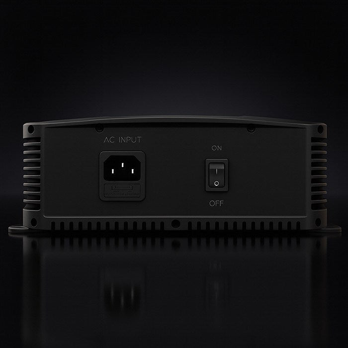 Qoltec Intelligent Professional Monolith Battery Charger for LiFePO4 AGM GEL SLA batteries | 50A | 12V